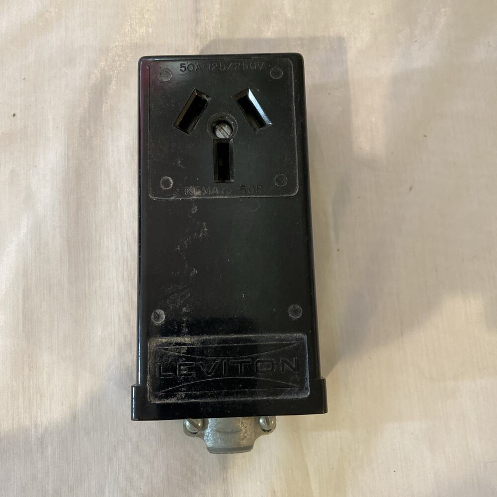 LEVITON 50A-125/250V, NEMA 10-50R Power Outlet